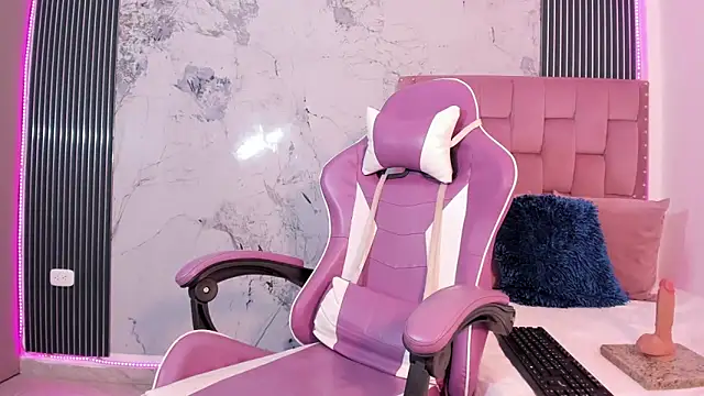 Mia Duarte1 online show from 26, 11, 2025