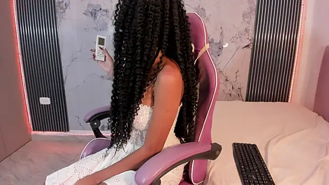 Mia Duarte1 online show from 23, 4, 2026