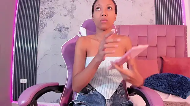 Mia Duarte1 online show from 27, 11, 2025