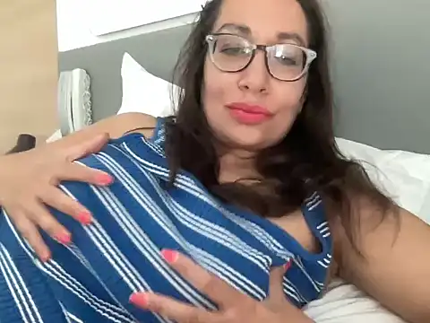 RosaFreya online show from 23, 7, 2026