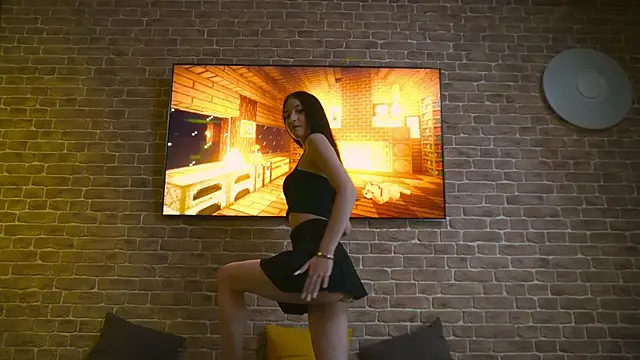 LessyLuiz online show from 10, 9, 2025