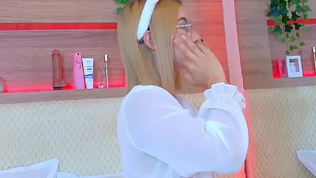 AlixMonroe online show from 27, 10, 2025