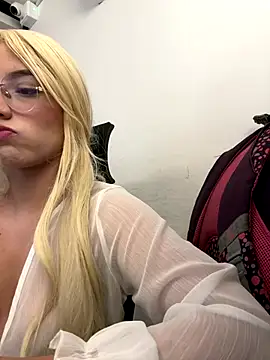 AlixMonroe online show from 2, 11, 2025