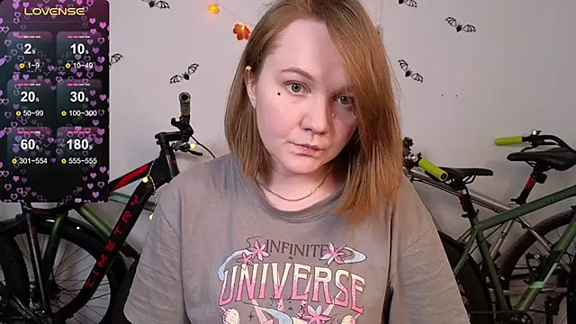 BellaMurrr online show from 28, 10, 2025