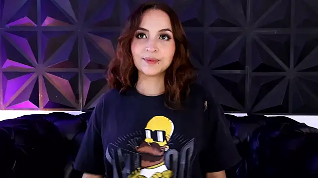 Arianaa Jones  online show from 6, 10, 2025