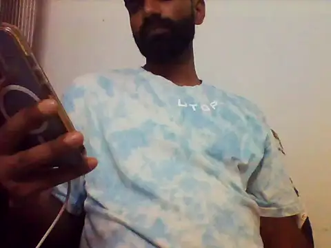 Snapshot of Honeyxoxx chatting on 19, 9, 2025 Honeyxoxx online show from 19, 9, 2025