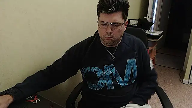 blueandwhite1 online show from 30, 1, 2025