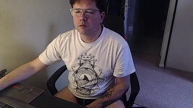 blueandwhite1 online show from 11, 2, 2026