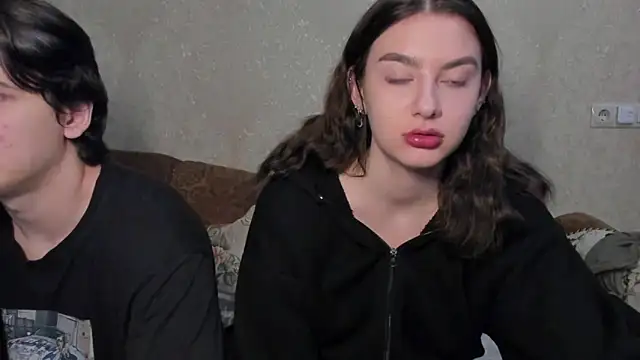 muuur fam online show from 7, 10, 2025