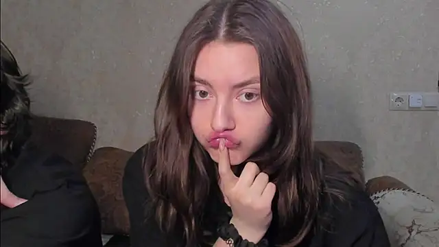 muuur fam online show from 14, 12, 2025