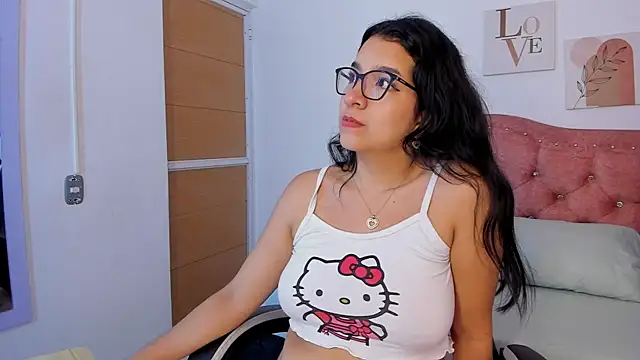 GiaCutee online show from 29, 10, 2025