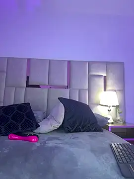 FranchescaVeleska online show from 25, 3, 2026