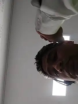 danigarci2307 online show from 4, 12, 2025