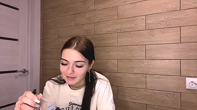 TianaWidell online show from 21, 12, 2025