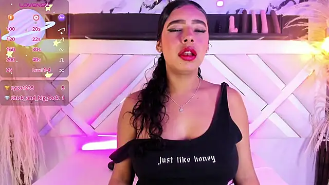 Zoe-Johnson  online show from 7, 6, 2026