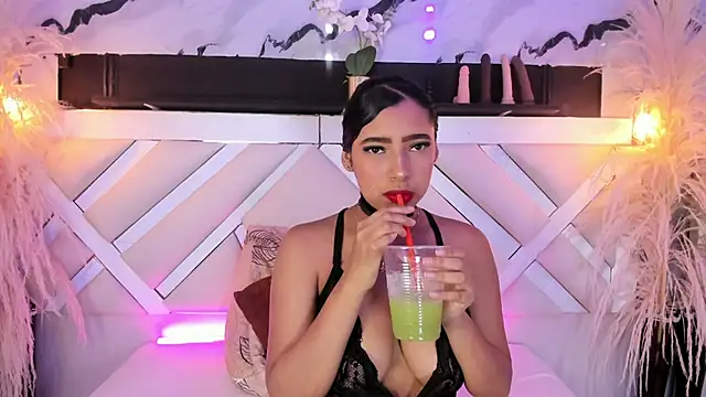 Zoe-Johnson  online show from 5, 5, 2026