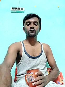 Snapshot of ShinuRoy chatting on 29, 11, 2025 ShinuRoy online show from 29, 11, 2025