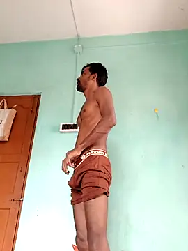 Snapshot of ShinuRoy chatting on 6, 11, 2025 ShinuRoy online show from 6, 11, 2025