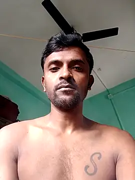 Snapshot of ShinuRoy chatting on 9, 10, 2025 ShinuRoy online show from 9, 10, 2025