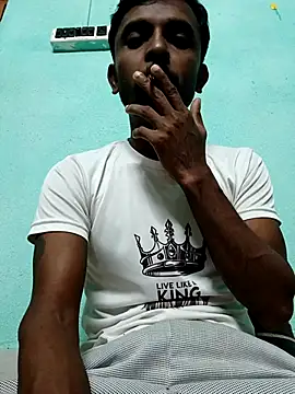 Snapshot of ShinuRoy chatting on 5, 10, 2025 ShinuRoy online show from 5, 10, 2025