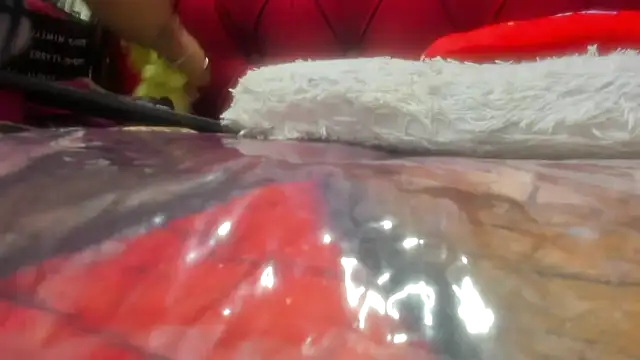 Snapshot of teilor_dreamse chatting on 5, 12, 2025 teilor dreamse online show from 5, 12, 2025