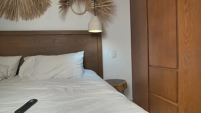 LunarAngel  online show from 30, 10, 2025