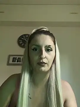 Snapshot of Sexy_Bulgarian_woman chatting on 22, 9, 2025 Sexy Bulgarian woman online show from 22, 9, 2025