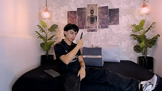 Tyler durten online show from 5, 10, 2025