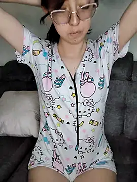 AnnieSparkle online show from 26, 9, 2025