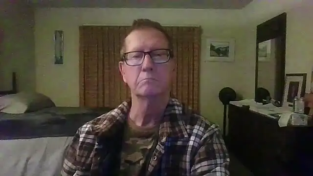 camminmichaellll online show from 28, 10, 2025