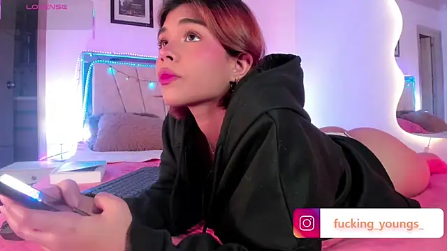 FuckingYoungs online show from 19, 12, 2025