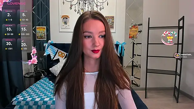 Snapshot of LoraSunnyy chatting on 22, 9, 2025 LoraSunnyy online show from 22, 9, 2025