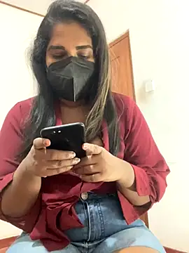 Choco Chuby online show from 9, 11, 2025