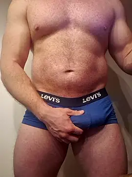 AlphaGymMale online show from 17, 12, 2025