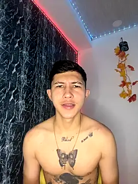 Alejandro BigCock22 online show from 12, 9, 2025