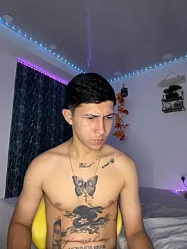 Alejandro BigCock22 online show from 12, 9, 2025