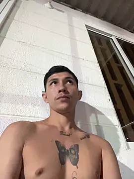 Alejandro BigCock22 online show from 23, 11, 2025