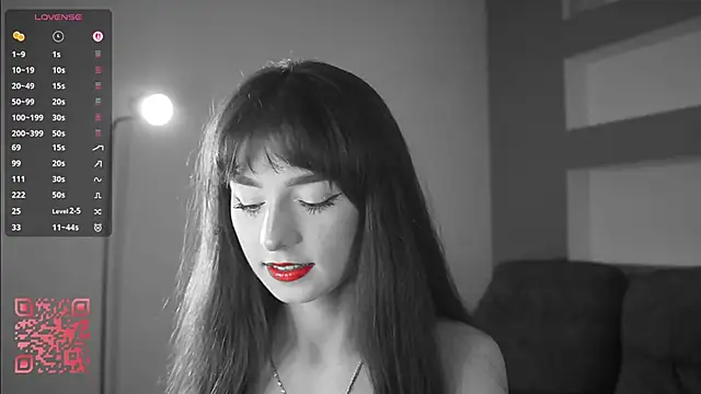 DreamyDaisy online show from 4, 10, 2025