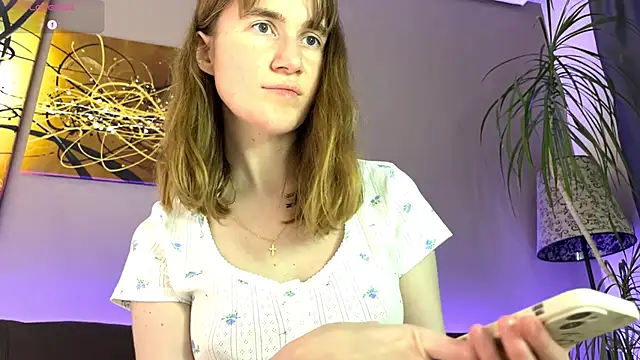 velina   online show from 8, 9, 2025