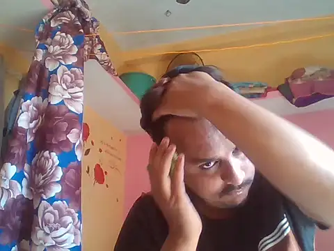 Nihaal17 online show from 5, 11, 2025