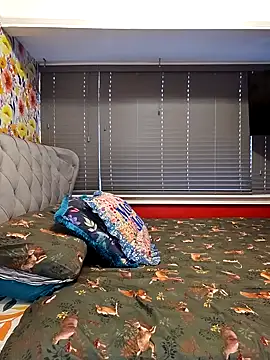 Filthymaddymilfy25 online show from 12, 1, 2026