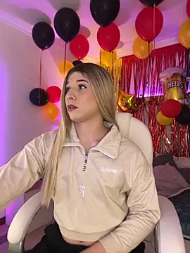 Ashley parkerr online show from 1, 10, 2025