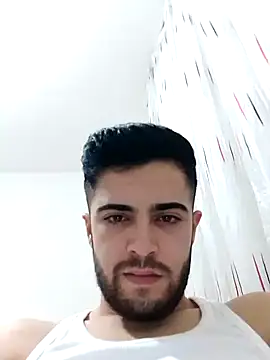 Snapshot of Ozi1910 chatting on 11, 9, 2025 Ozi1910 online show from 11, 9, 2025