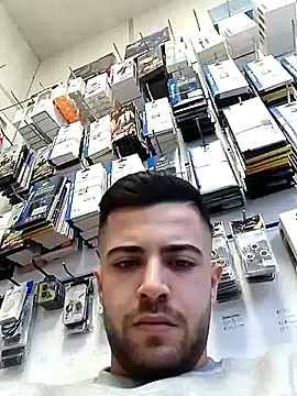 Snapshot of Ozi1910 chatting on 26, 11, 2025 Ozi1910 online show from 26, 11, 2025