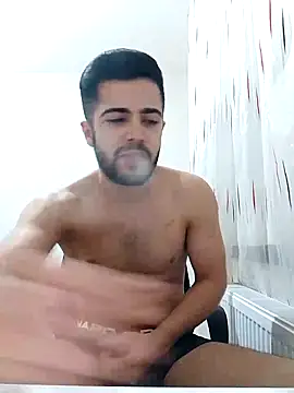 Snapshot of Ozi1910 chatting on 19, 9, 2025 Ozi1910 online show from 19, 9, 2025