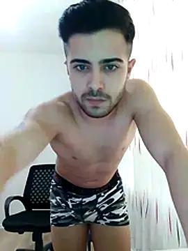 Snapshot of Ozi1910 chatting on 23, 11, 2025 Ozi1910 online show from 23, 11, 2025