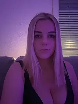 ItsLxsa online show from 29, 4, 2026