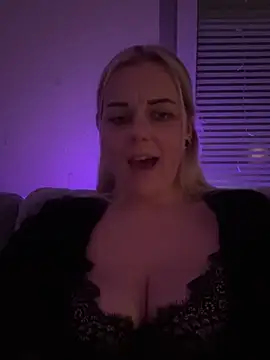 ItsLxsa online show from 2, 5, 2026