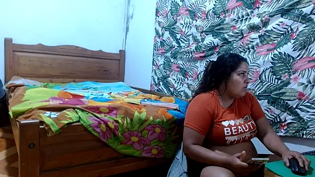 Snapshot of 69smallstar chatting on 24, 7, 2026 69smallstar online show from 24, 7, 2026