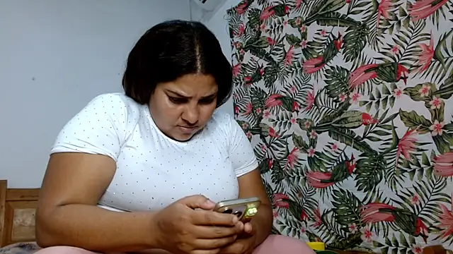 Snapshot of 69smallstar chatting on 12, 2, 2026 69smallstar online show from 12, 2, 2026